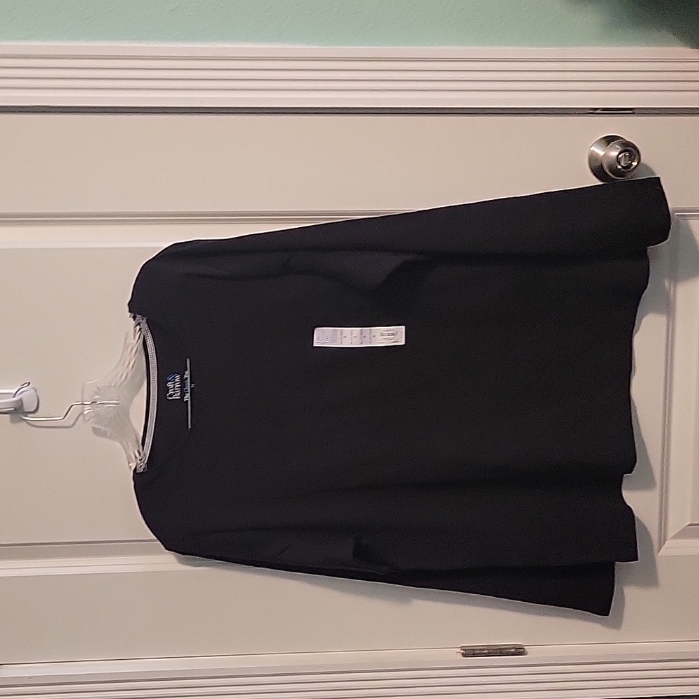 Long sleeve black tee